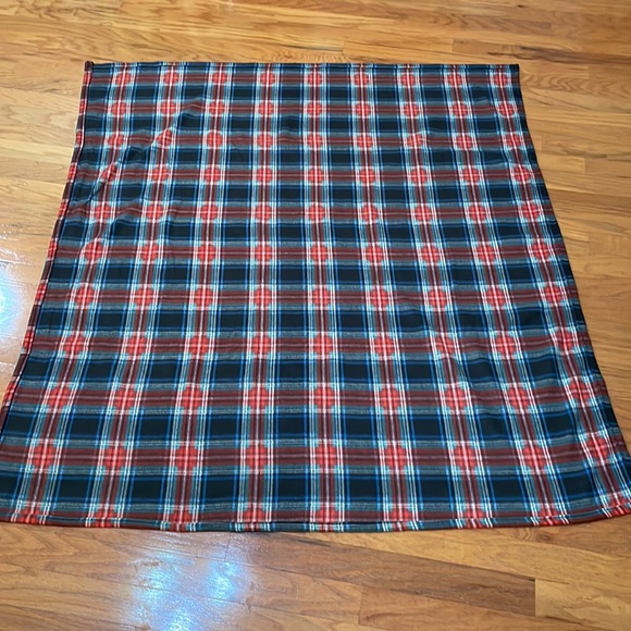 Throw 63 x 56 plaid Hand crafted Blue Green Multi Colors Polar Fleece - Picture 3 of 5